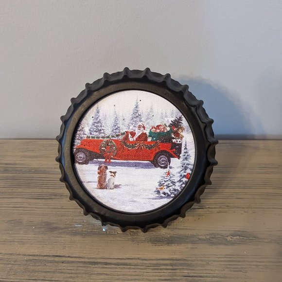 Light up Metal Bottle Cap Santa Picture - Picture 4 of 4